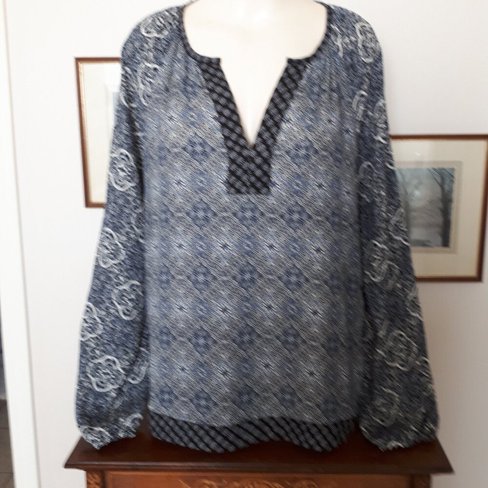 Top - Navy and White - Sz. Large by GAP